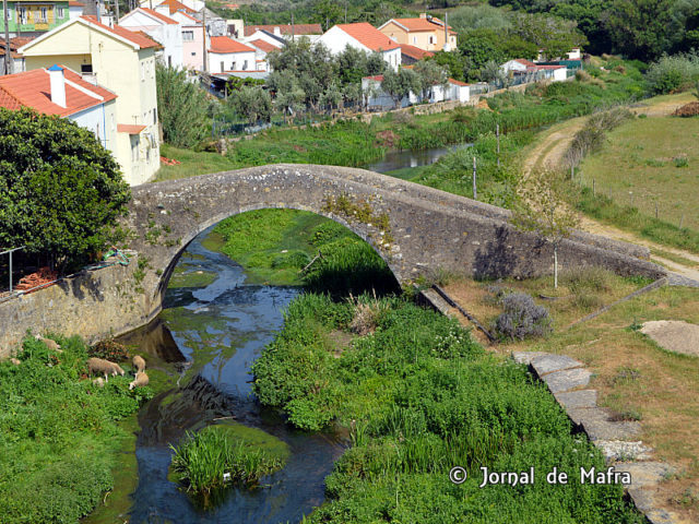 Ponte Antiga de Cheleiros Ponte de Cheleiros