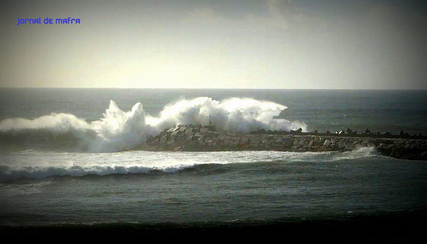 agitação marítima Aviso Ericeira Porto de Pesca da Ericeira