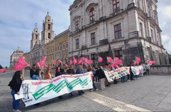 Mafra Trabalhadores do Turismo em protesto1