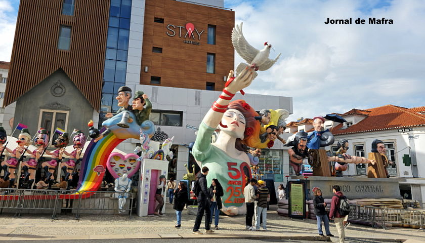 MonumentoCarnaval0 Carnaval de Torres Vedras